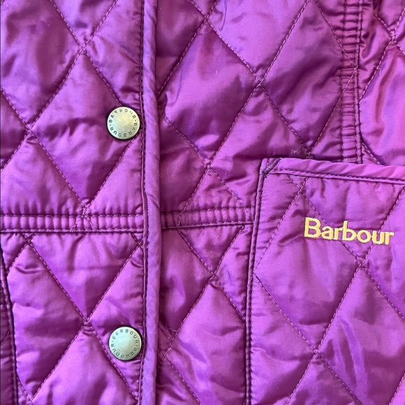 Barbour Women’s Summer Liddesdale Quilted Jacket in a rare Dark Cherry Size US 4 - Picture 3 of 14